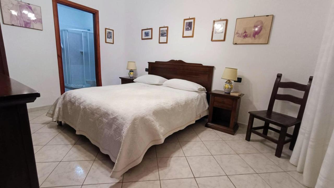 克里斯蒂娜别墅公寓 Forio di Ischia 外观 照片